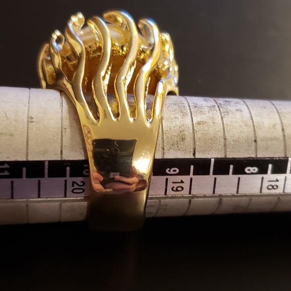 💕Faux Pearl  Fashion Ring - Picture 3 of 3